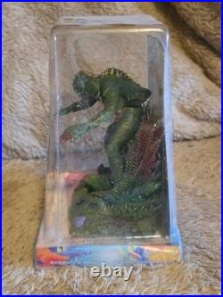 Veny's 2013 Creature from the Black Lagoon Aquarium Ornament withDisplay Box VHTF