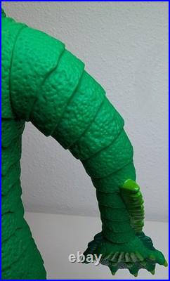 Vintage 1991 Hamilton Gifts Creature from the Black Lagoon 14 Figure Universal