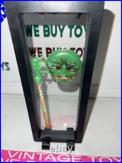 Vintage Halloween Ratchet Candy Creature From The Black Lagoon 60s Green Display